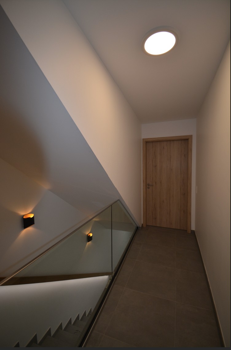 Aménagement paysager autour du bâtiment - XXA Architecture